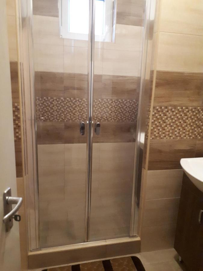 Katalin Apartman Hajdúszoboszló Exteriör bild
